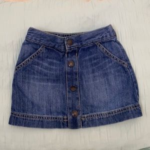 Crazy 8 Size 3 girls blue jean skirt.